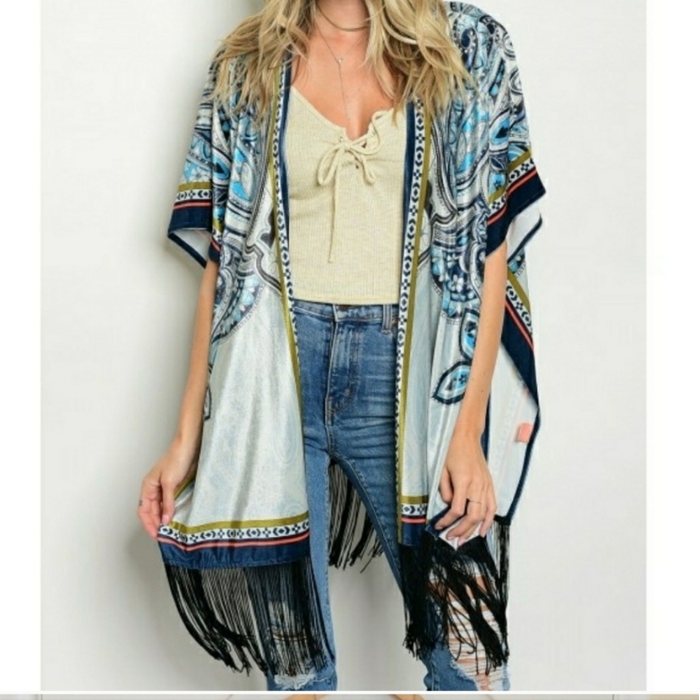 Peachpuff Kimono